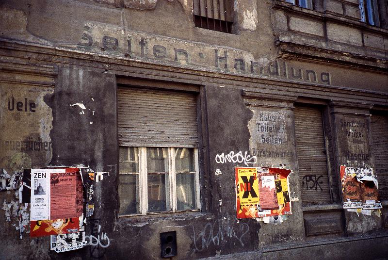 Berlin-Prenzlauer Berg, Stargader Str. 23, 7.3.1996 (5).jpg - Seifen-Handlung